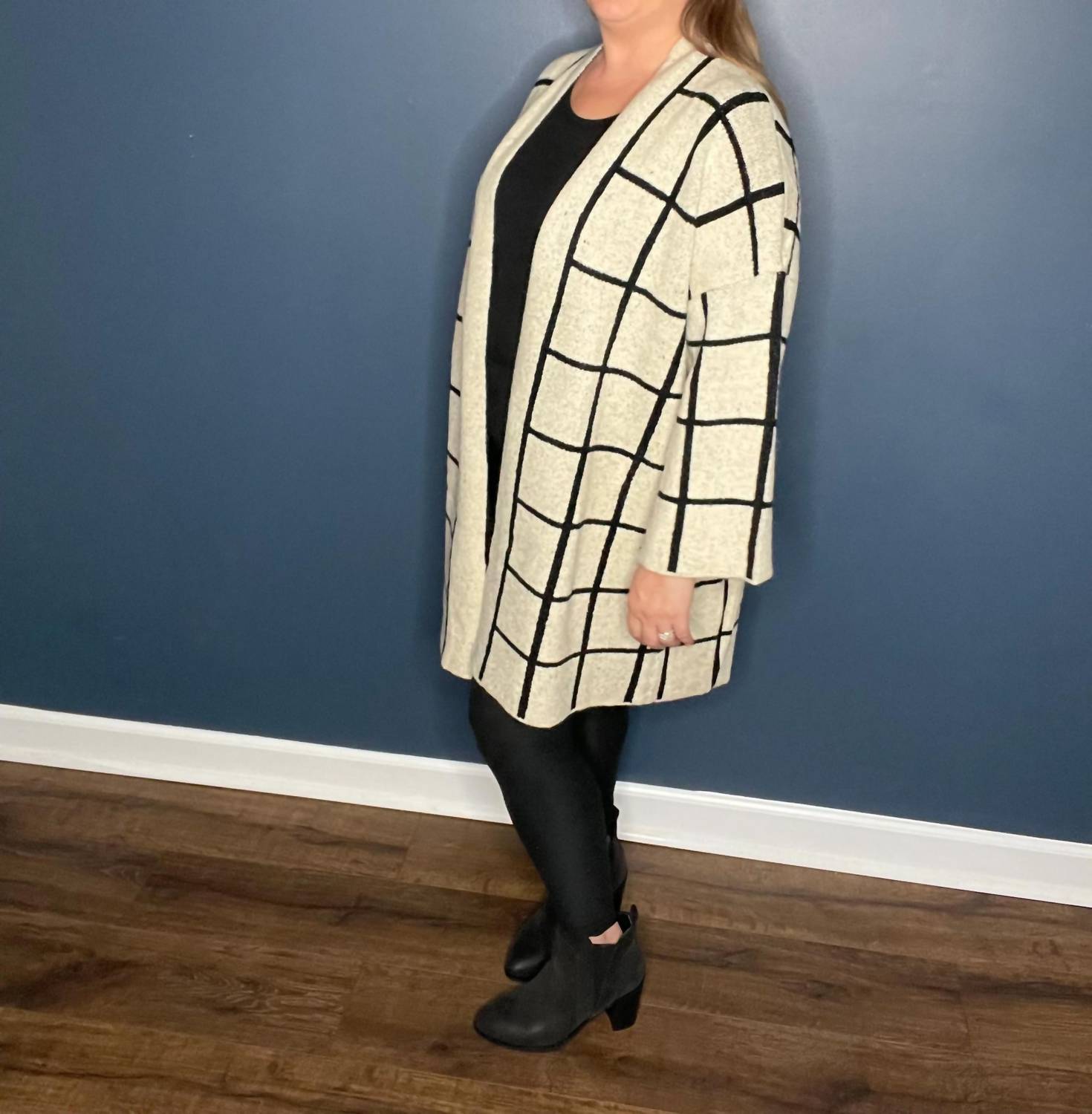 Doe And Rae - Grid Pattern Cardigan