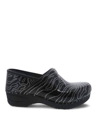 Dansko - Women’s Xp 2.0 Patent Clogs