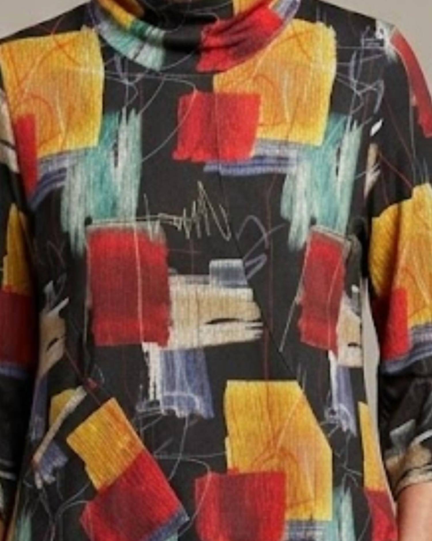 Damee - Brushstroke Art Turtleneck Tunic Top