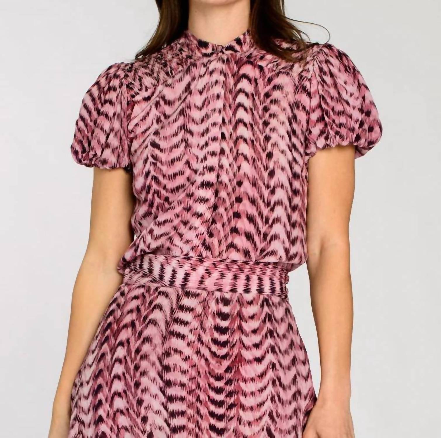 Elizabeth James The Label Emily Short Sleeve Top in abstract zig zag - women's shirt - view 4