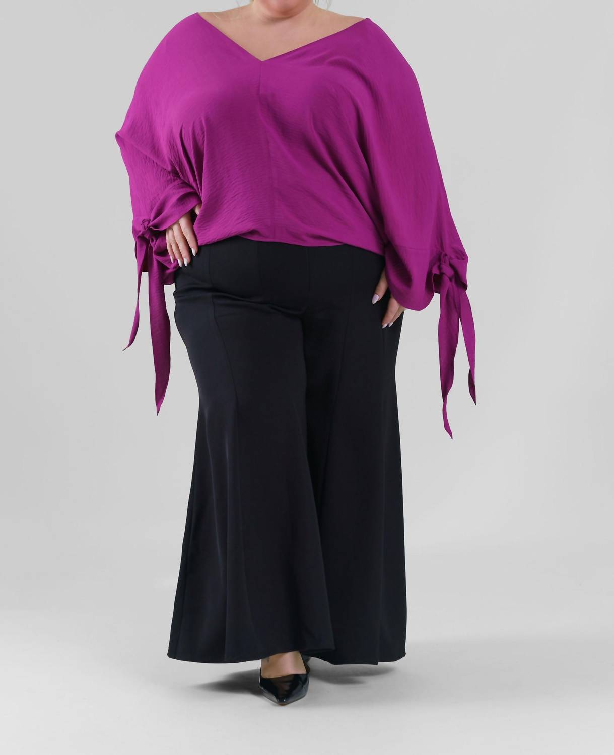 Adriana Contreras - Oversized Tie Sleeve Blouse - Plus