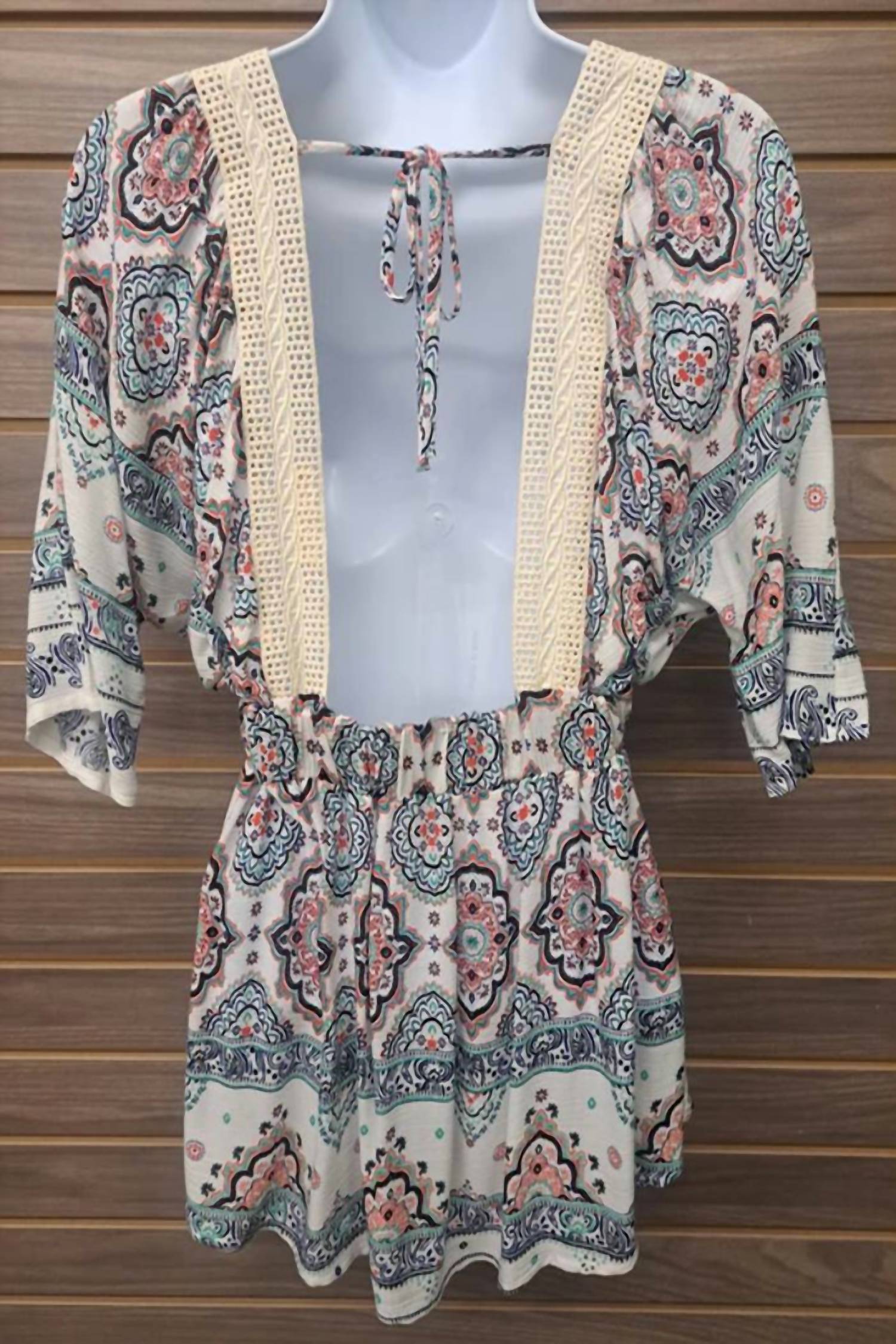 Hummingbird - Women's Open Back Linen Lace Paisley Top