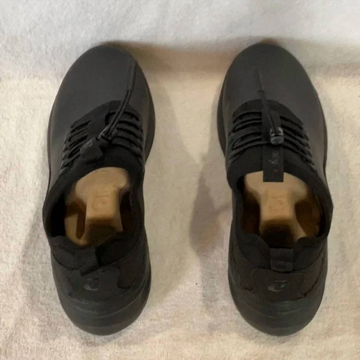 Clove - Men's Casual Shoes