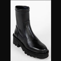 Homers - Women's Lys Napa Luxe Heeled Ankle Lug Sole Boots