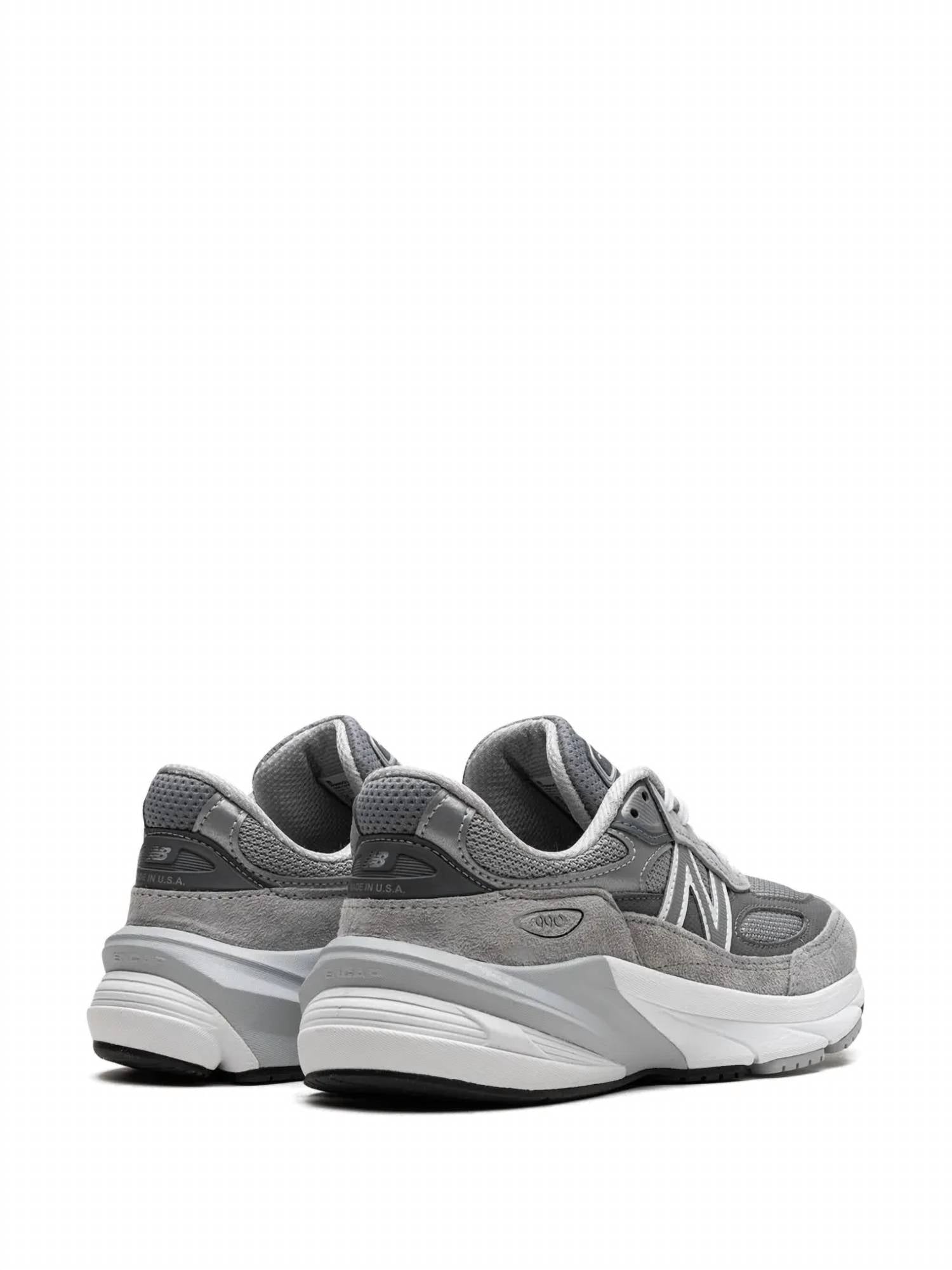 New Balance - Women's 990v6 Shoes