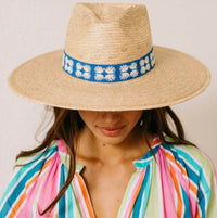 Sunshine Tienda - Women's Flora Palm Hat