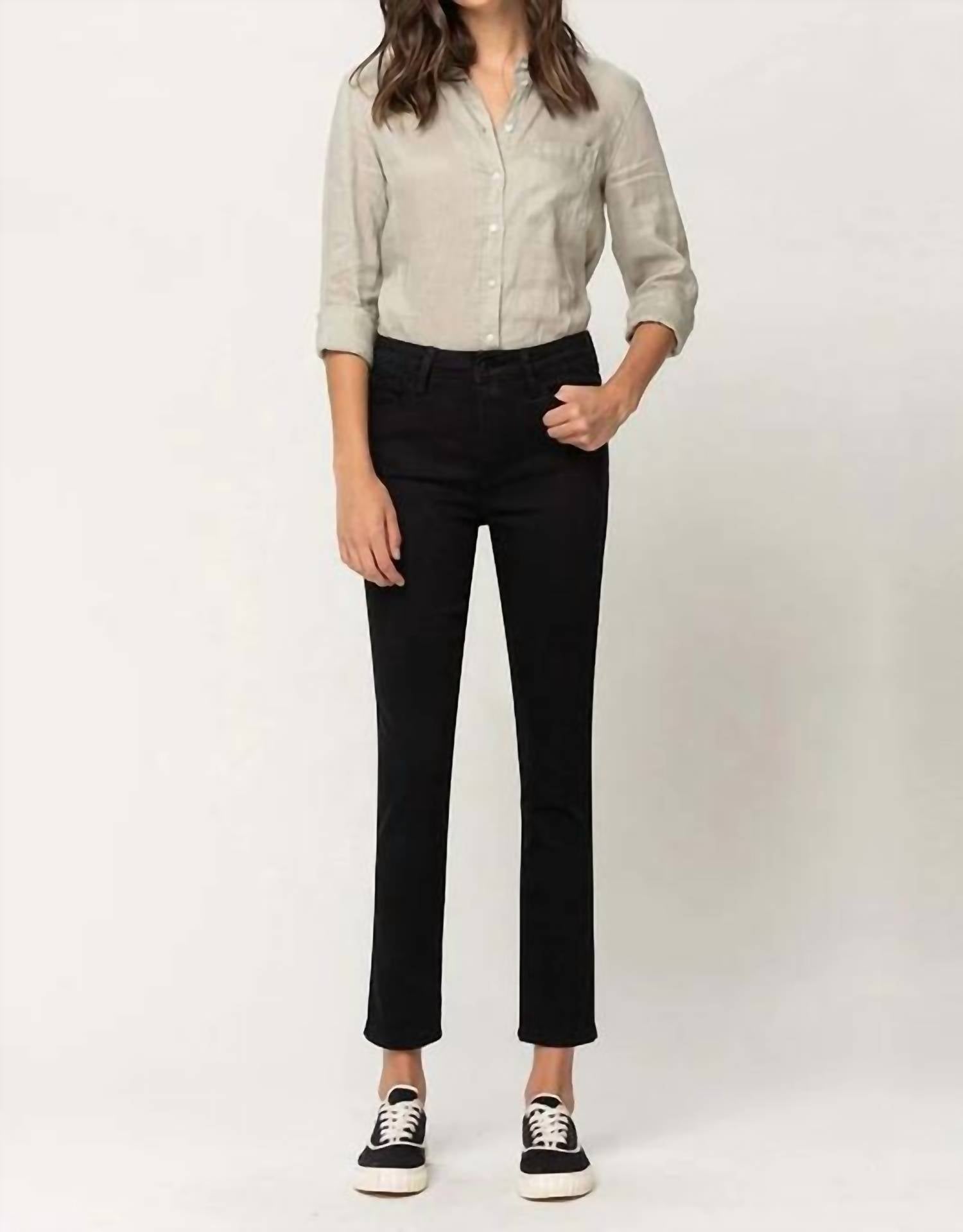 Sanity Style - Regina Straight Leg Jeans