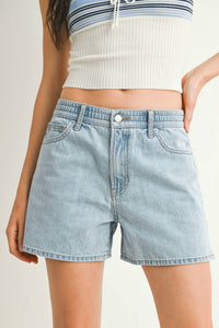 Just Black Denim - Elastic Waist Mom Short