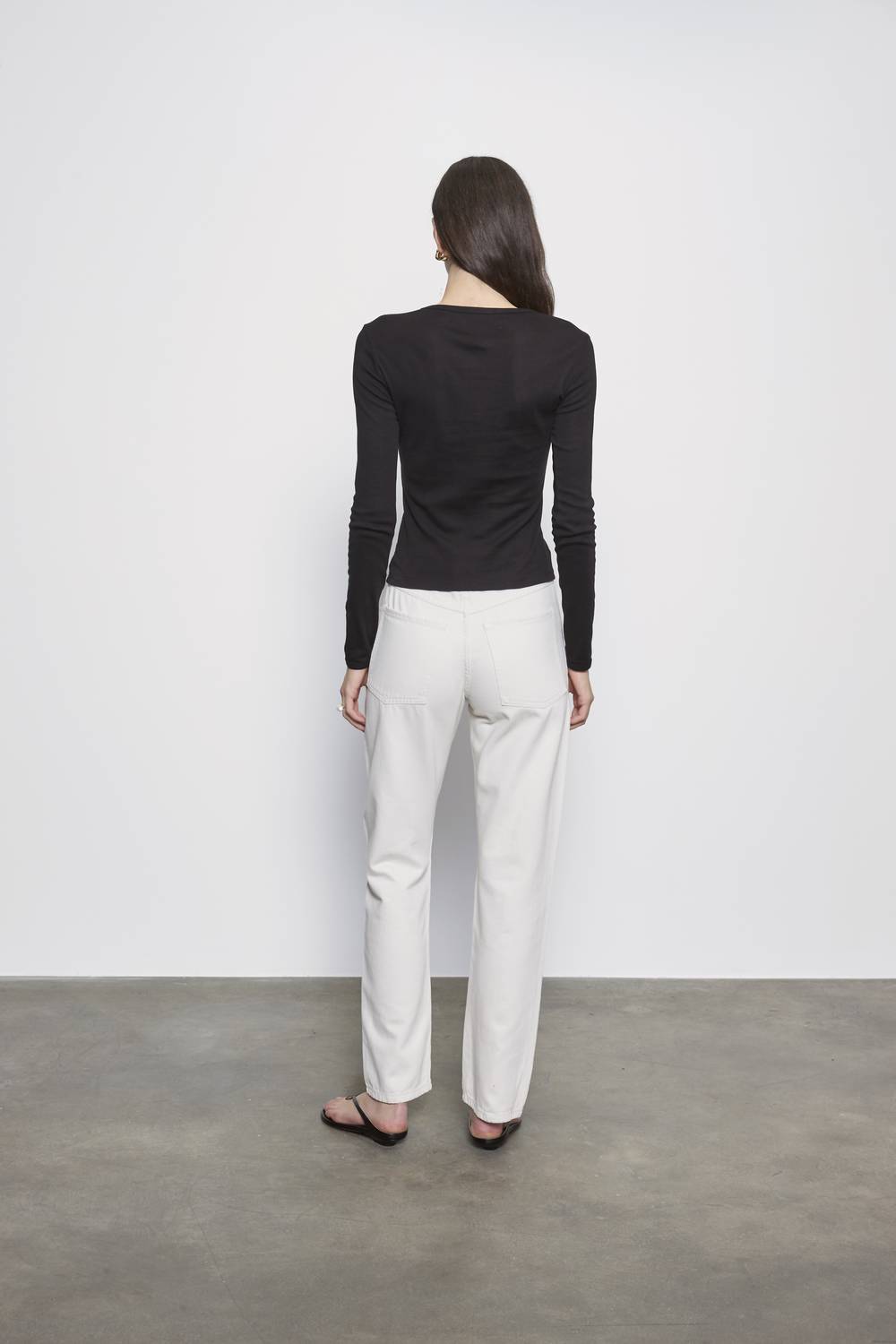 Enza Costa - FINE SUPIMA COTTON LONG SLEEVE CREW TOP