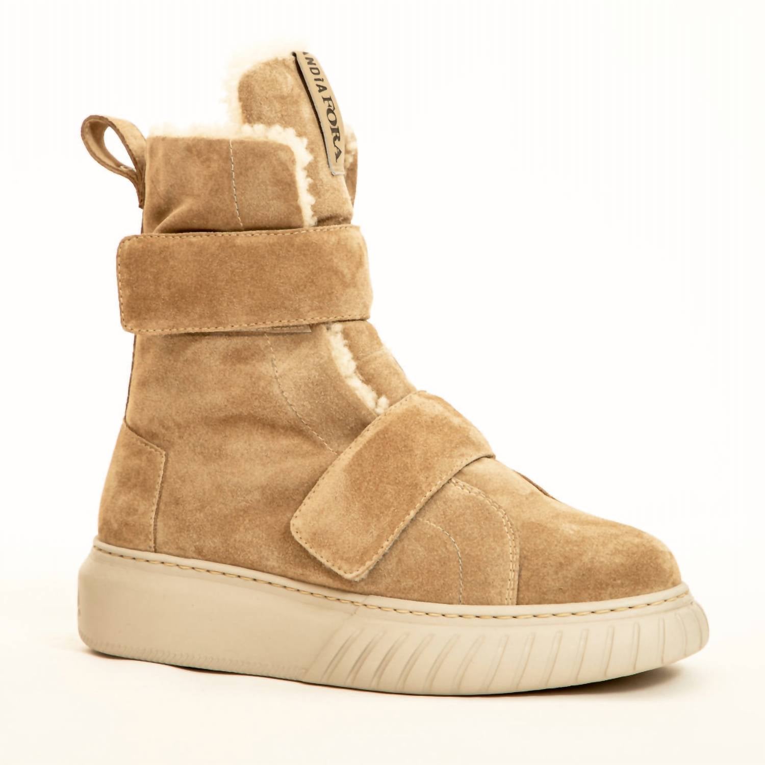Andia Fora - Women's Shearling Boot