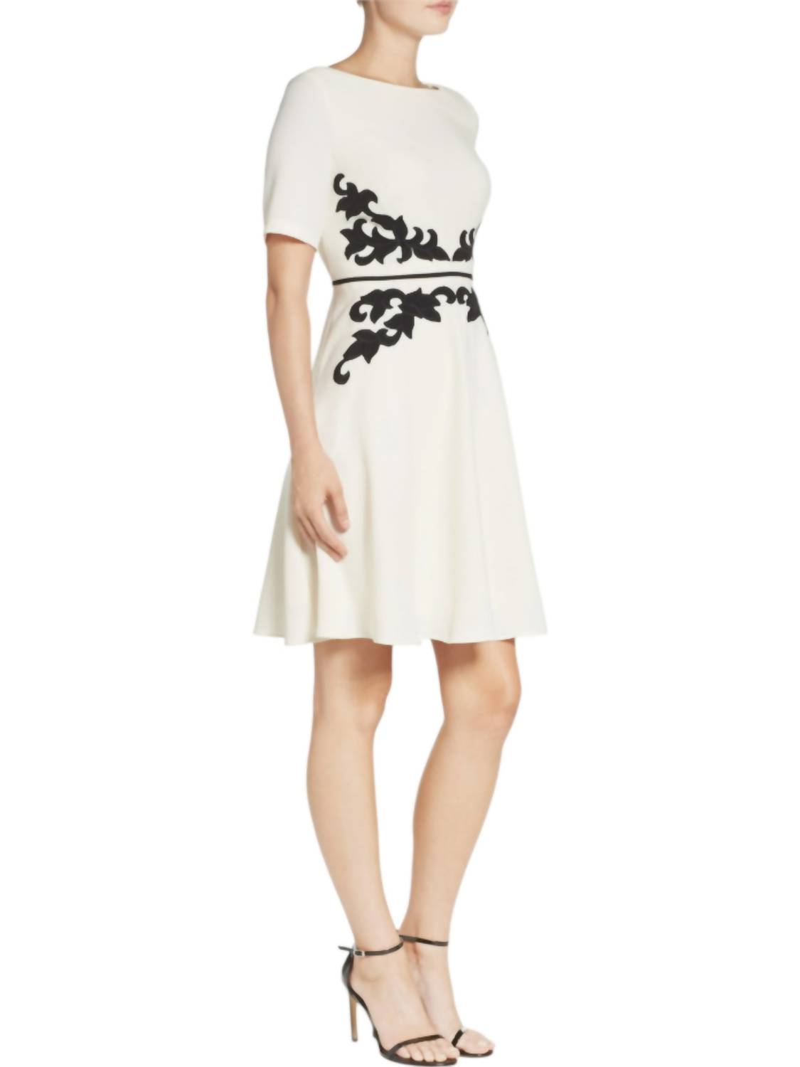 Adrianna Papell - Appliqu√© Waist Crepe Dress