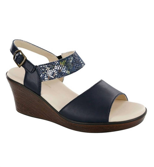 HEATHER SANDAL - MEDIUM