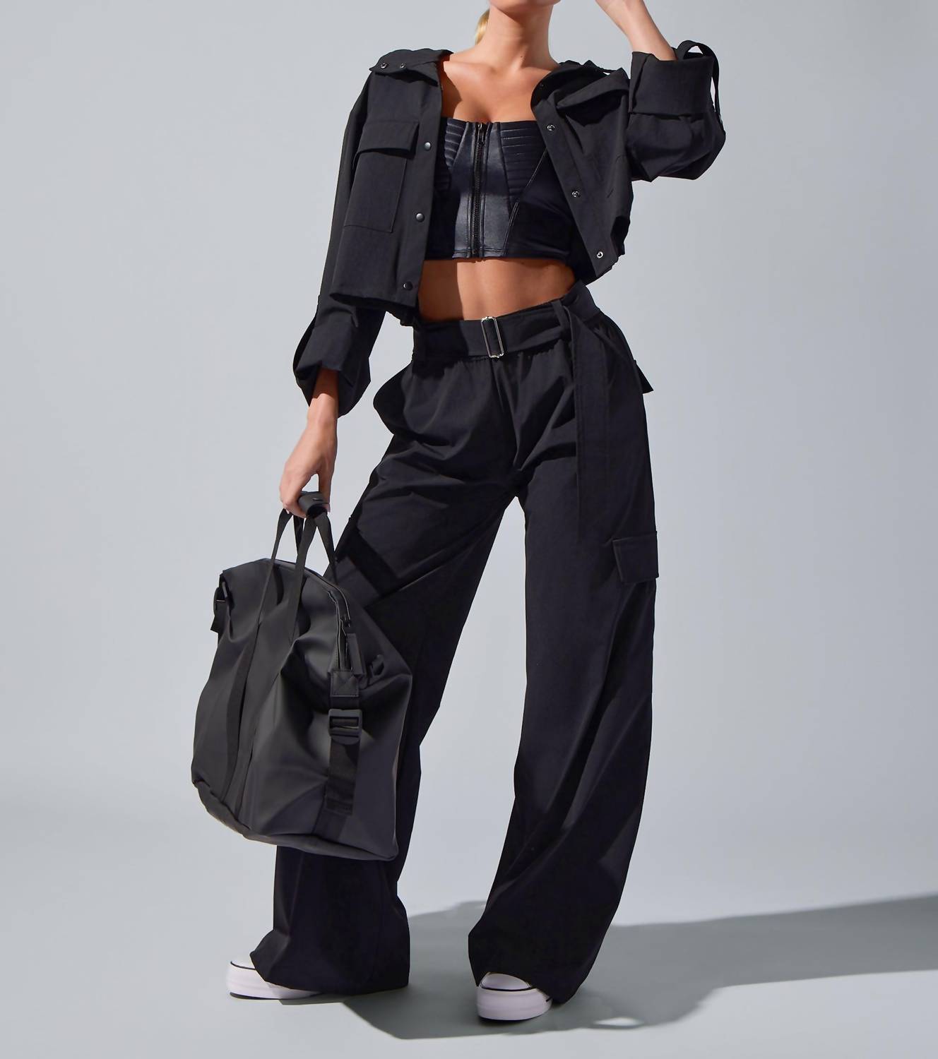 Heroine Sport - Ava Cropped Lightweight Performance Jacket