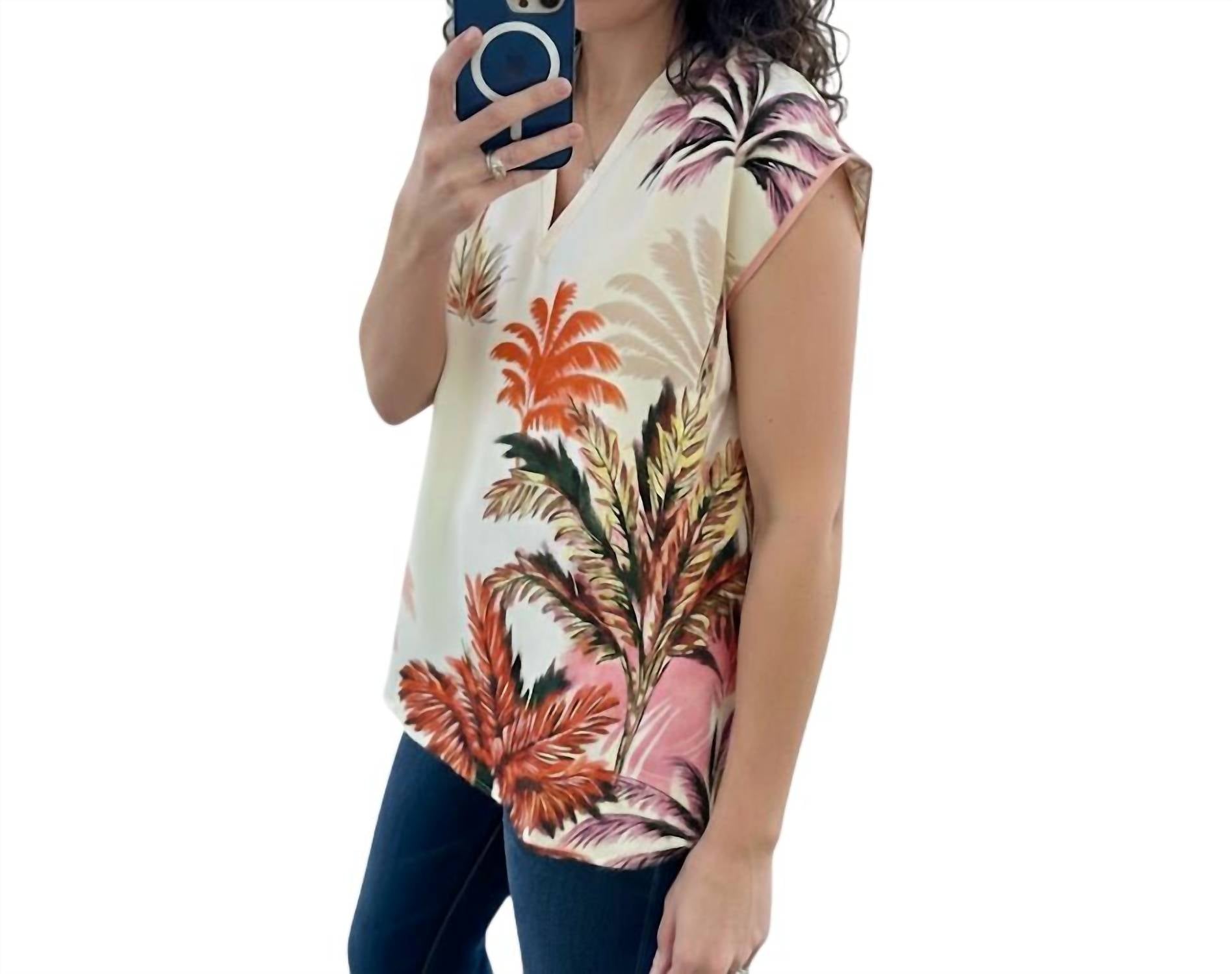 Monoplaza - Carmen V-neck Boxy Linen Blend Top