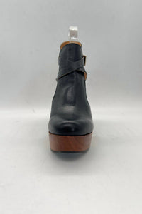 Free People - Women's Cedar Leather Clog Shoes