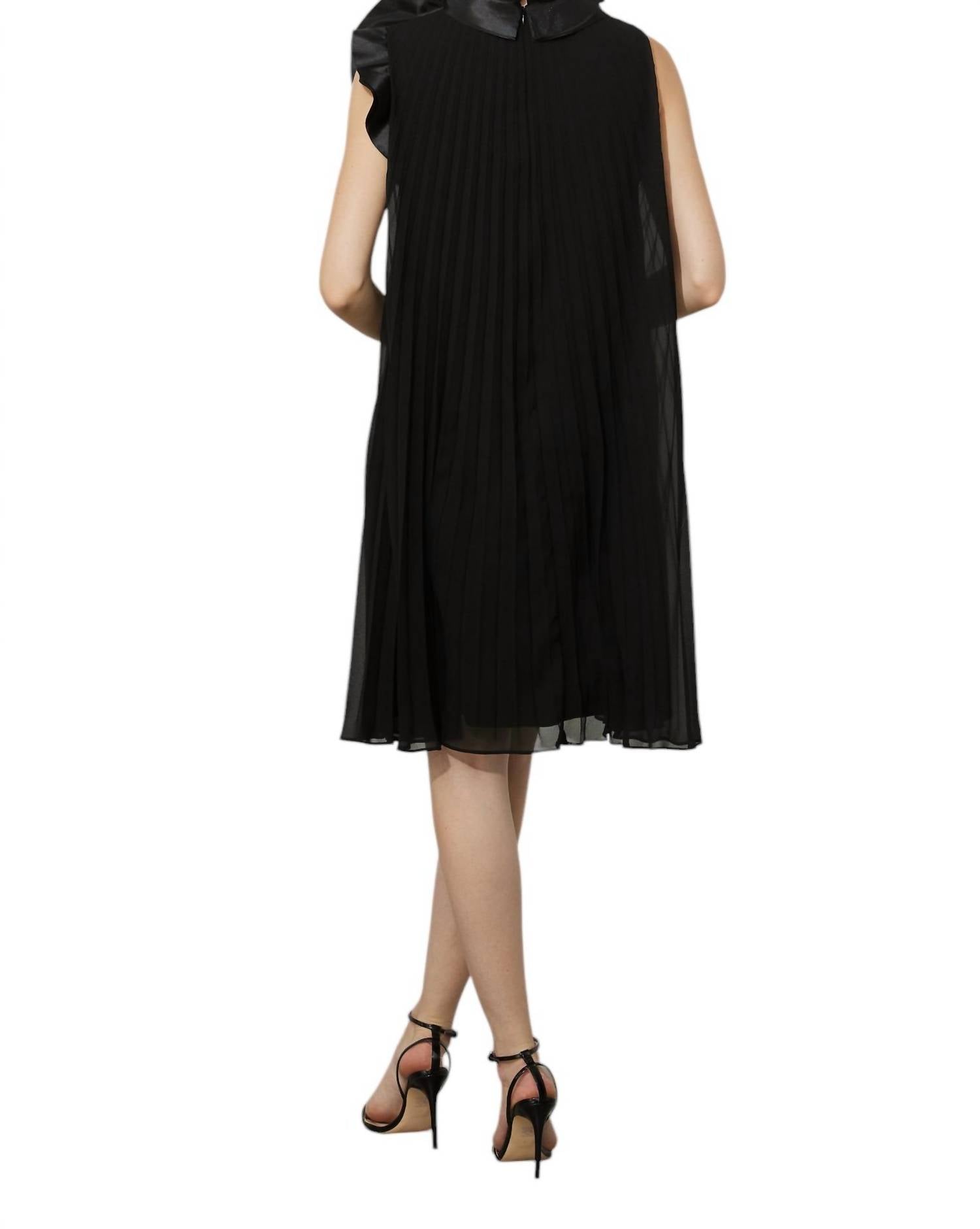Joseph Ribkoff - Sleeveless Pleated Dress