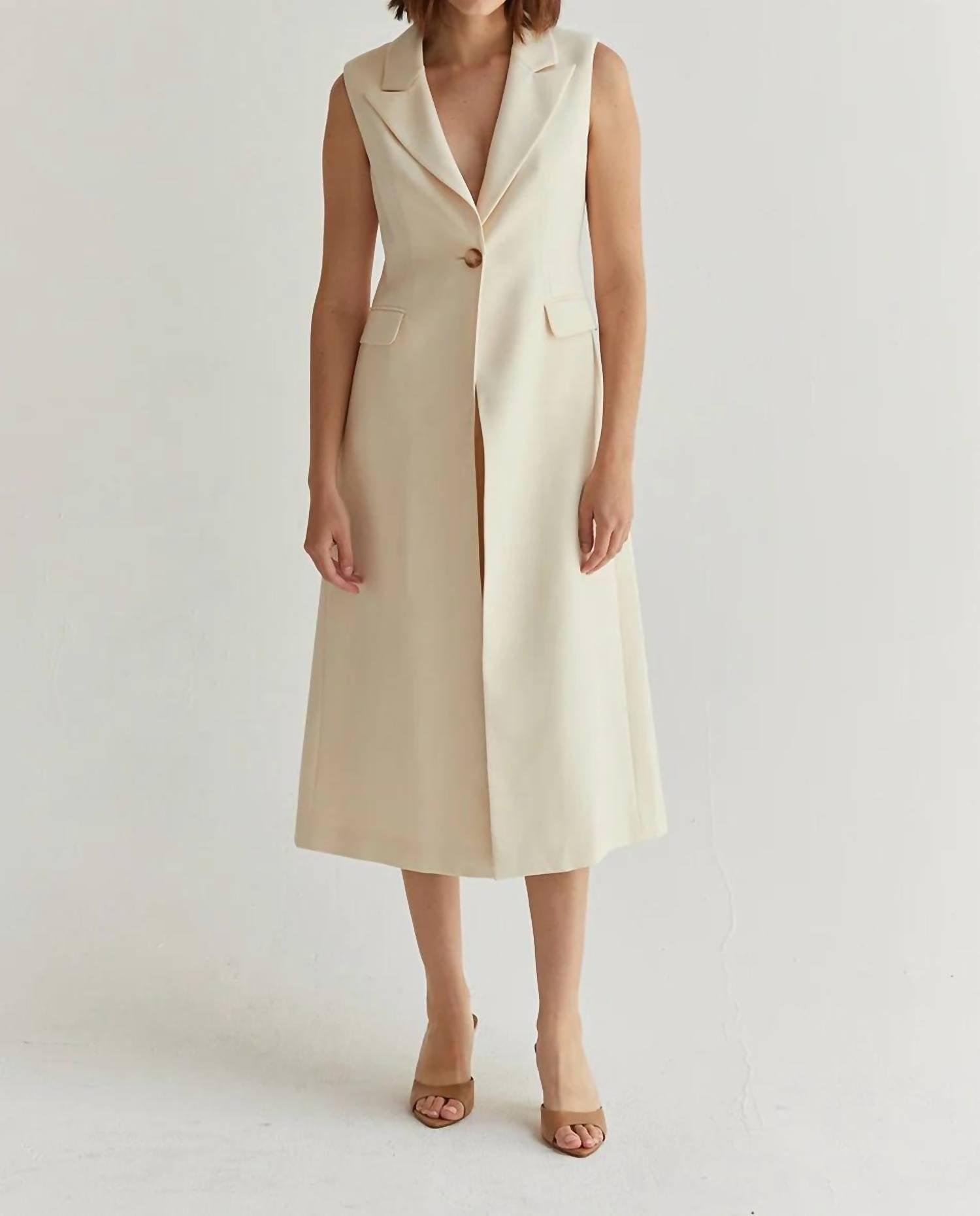 Crescent - Sasha Sleeveless Long Blazer