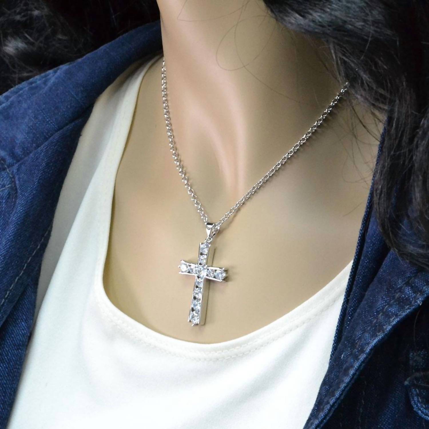 Montana Silversmiths - Women's Round Brilliance Cross Necklace
