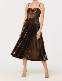 Astr - Ascella Pleated Midi Dress