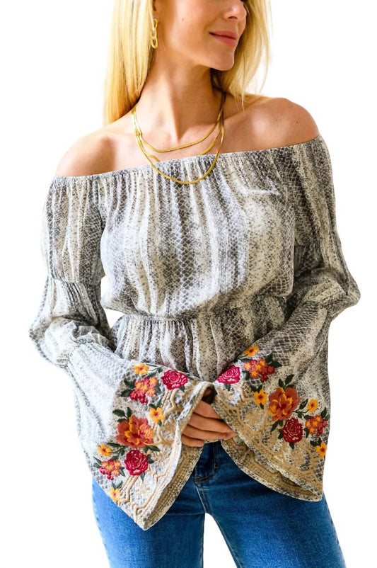 Andree By Unit - Don't Tempt Me Embroidered Blouse