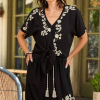 Paparazzi - Viscose Embroidered Tie Front Top