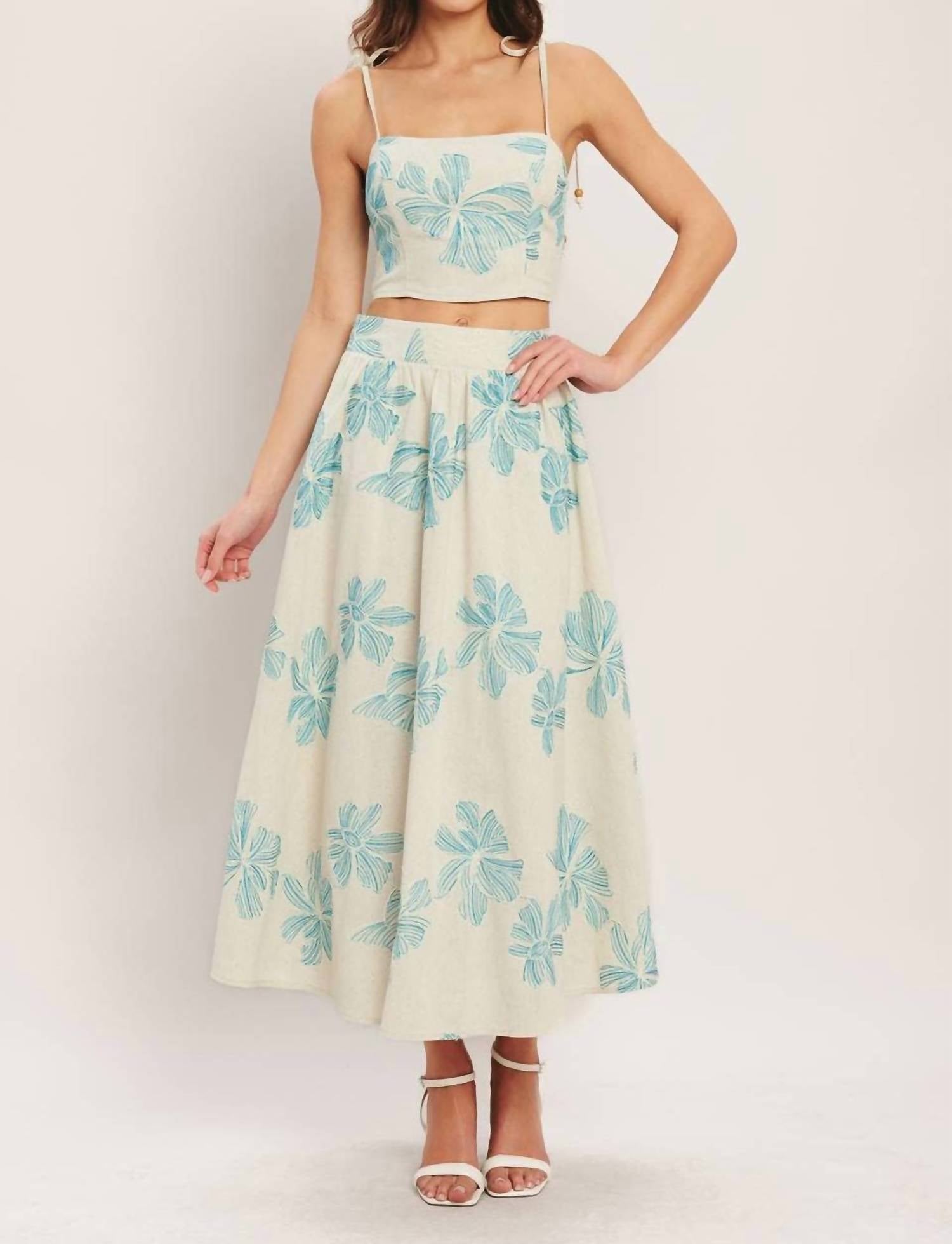Flying Tomato - Embroidered Woven Skirt Set