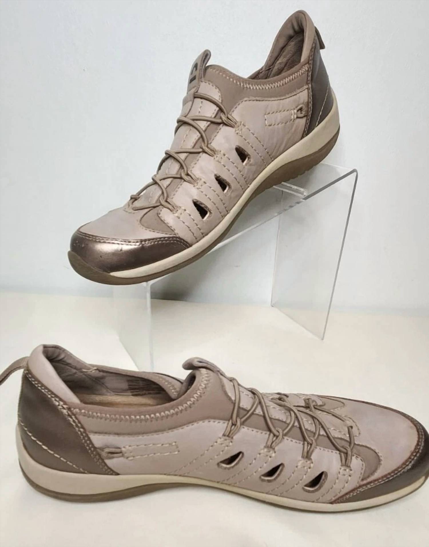 Earth - Women's Kara Goodall Sneakers
