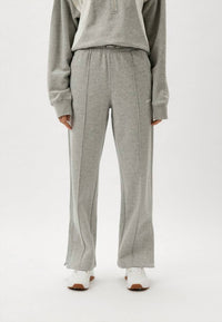 Cream Yoga - Women's Relaxed Straight Leg Sweatpants