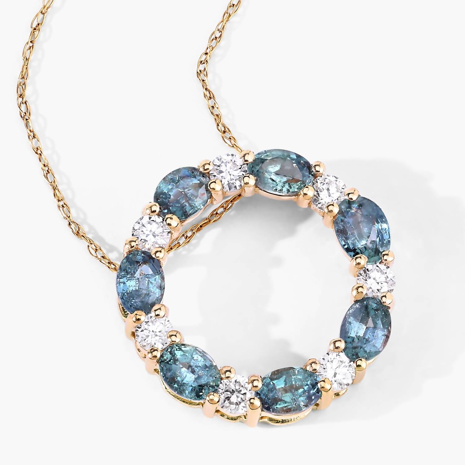 Diana M Jewels - Women's Natural Alexandrite Oval Pendant Necklace (1.12 Ct) - Petite