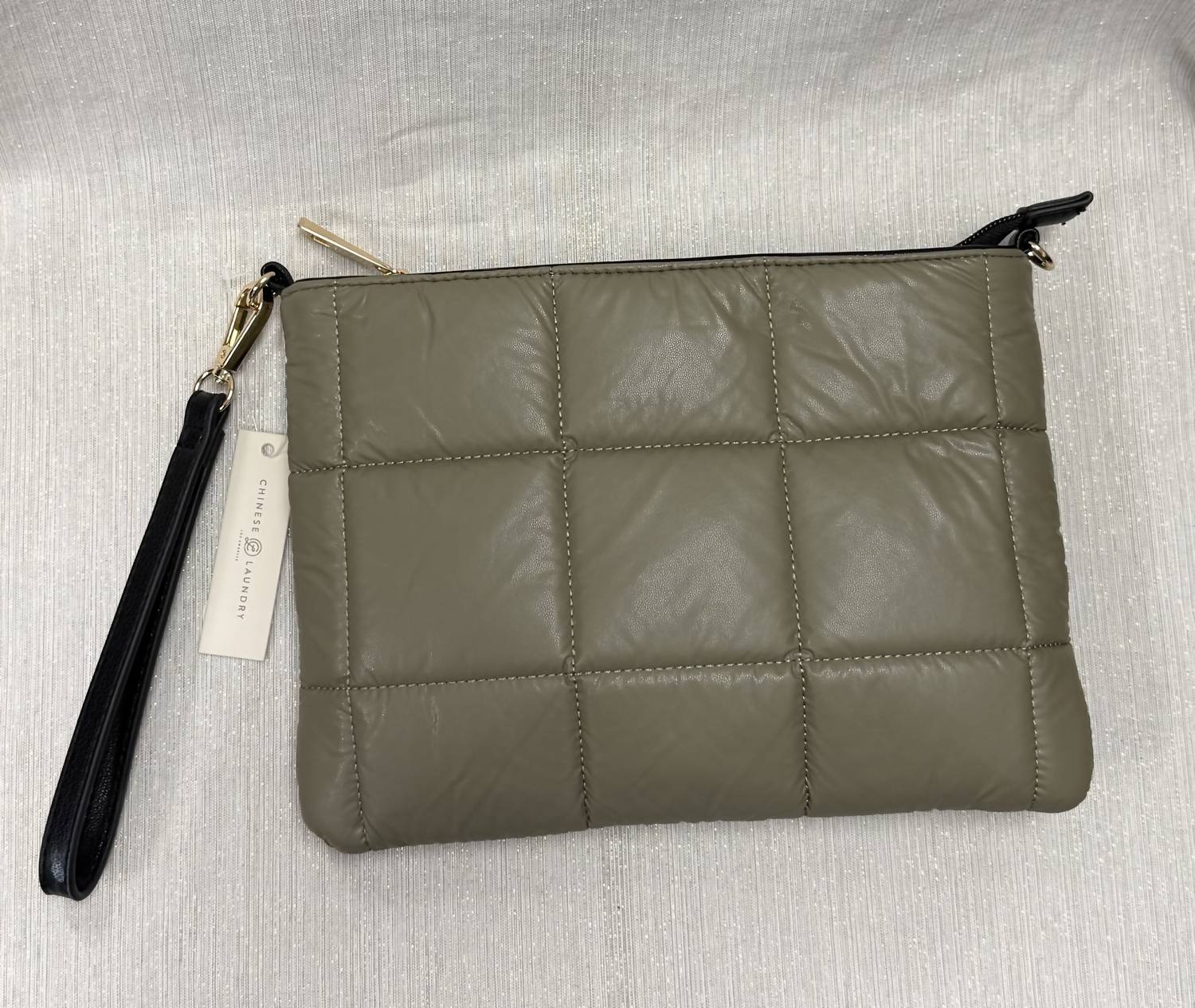 Chinese Laundry - Women's Wristlet Crossbody Bag