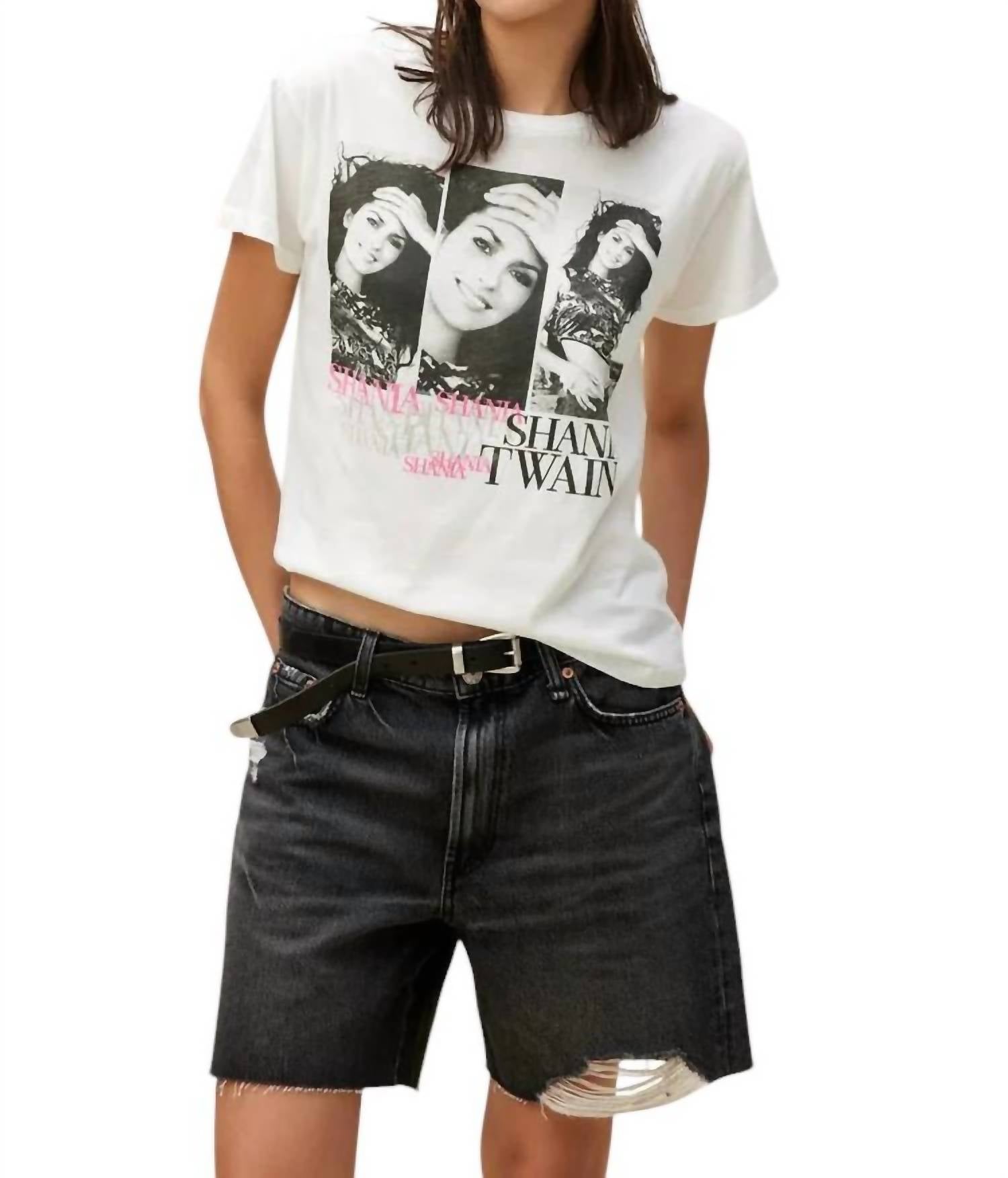 Daydreamer - Shania Twain Repeated Solo Tee
