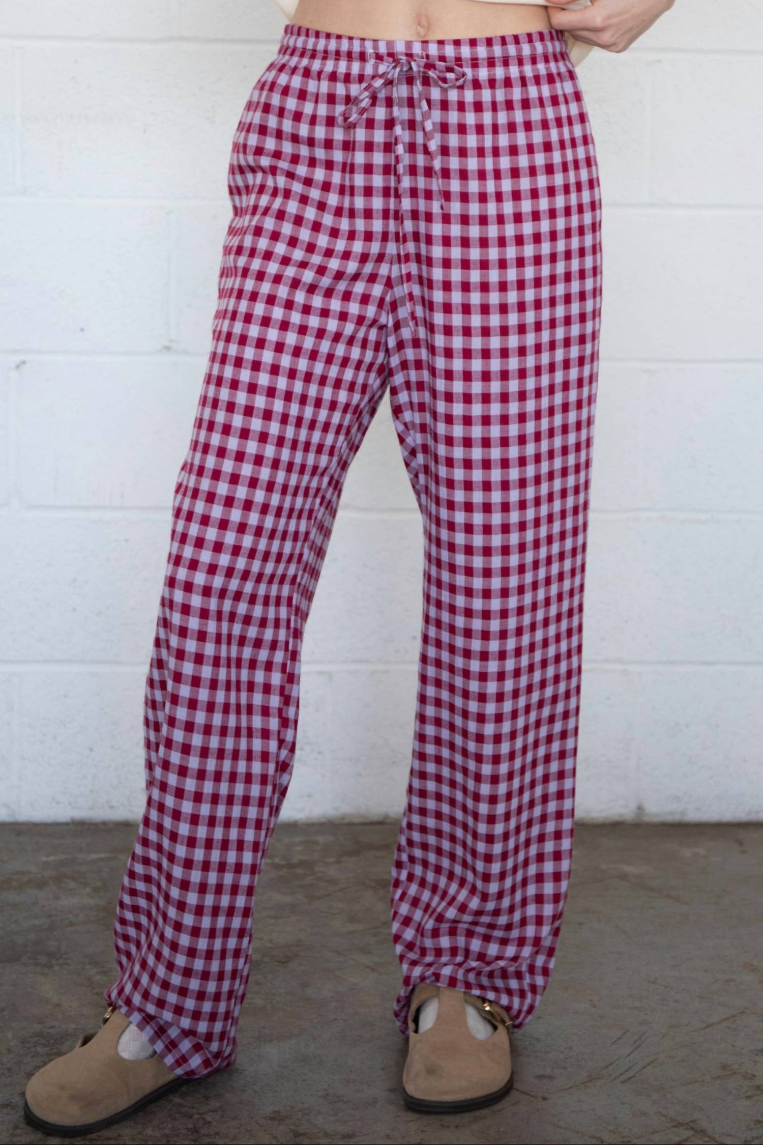 Things Between Bowie Gingham Pants in raspberry - women's pants
