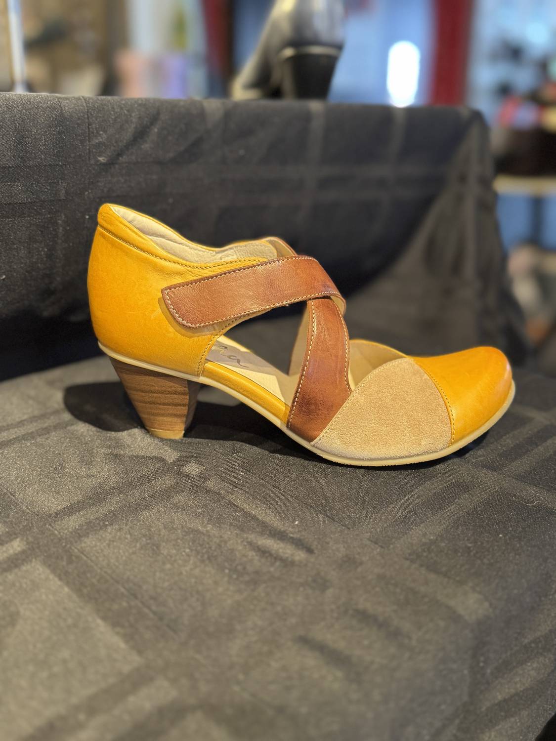 Mentha - Women's Jasmine Heels