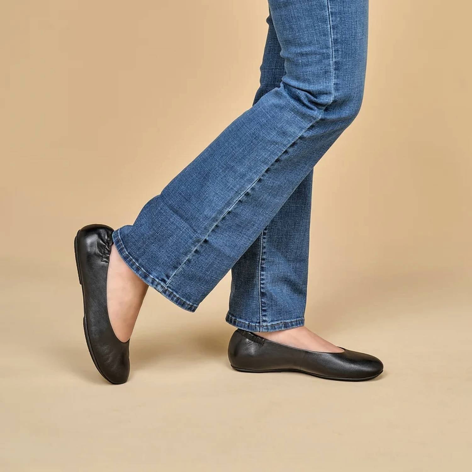 Dansko - Women's Mollie Slip On Flat Shoes