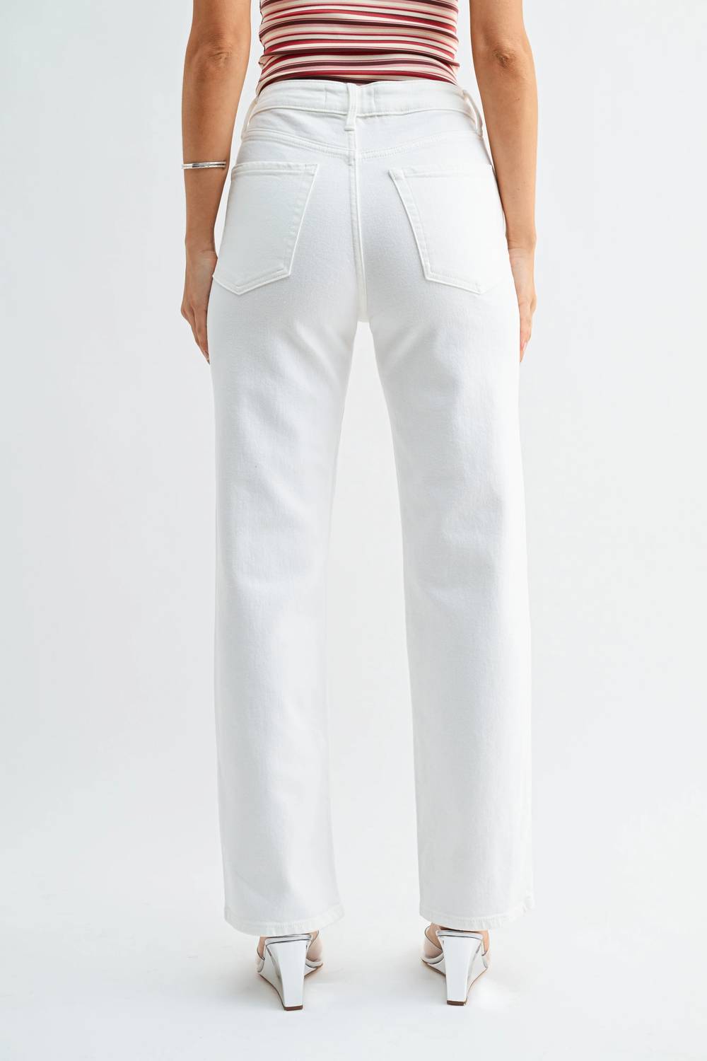 Jbd. - Relaxed Straight Jean