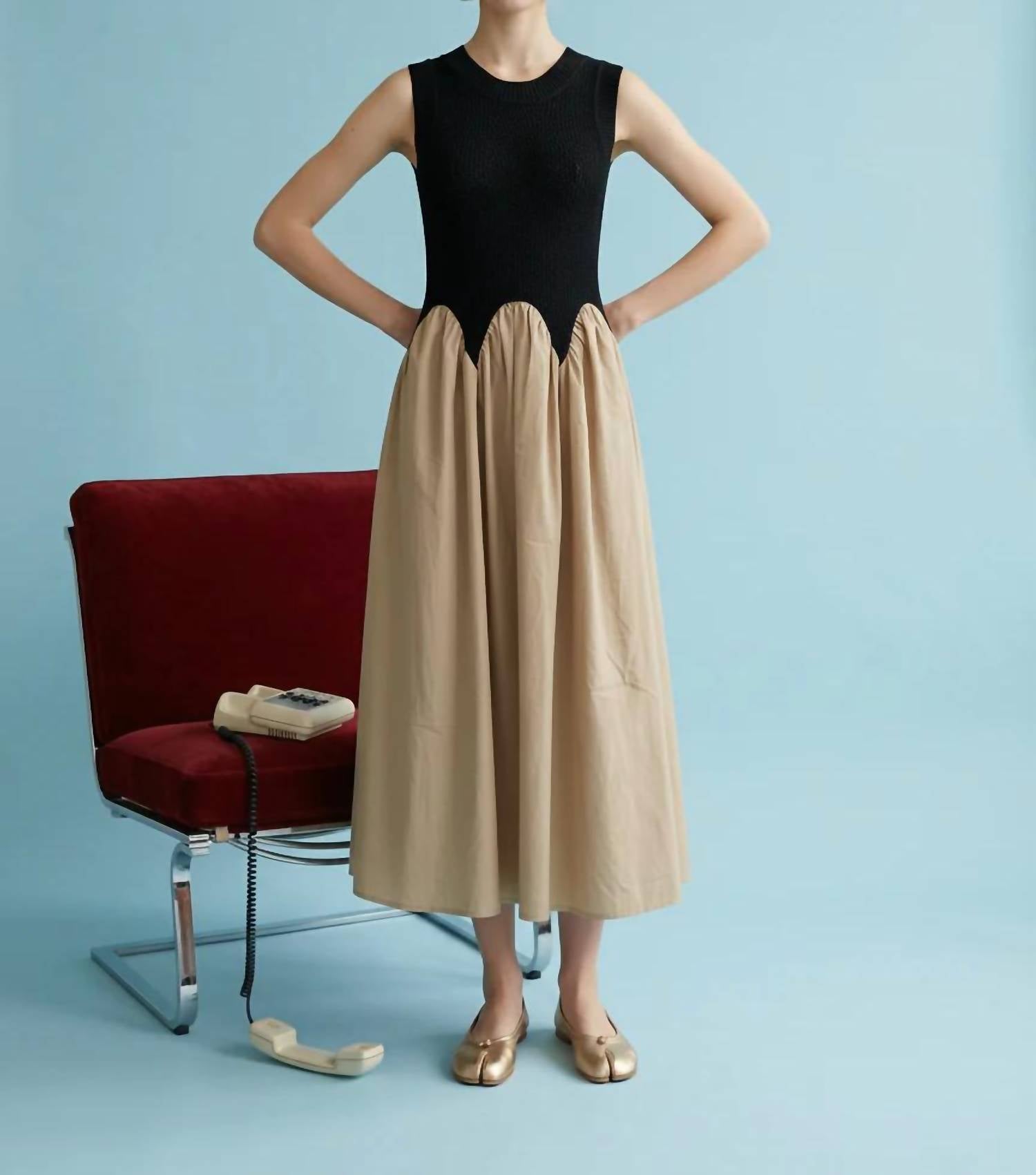 Heyson - Textured Knit Contrast Midi Dress