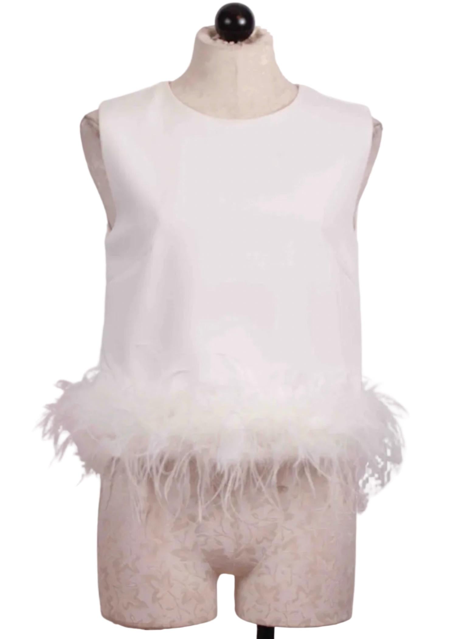 Jessie Liu - Feather Bottom Top