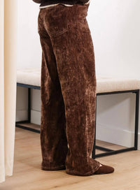 Sadie & Sage - Rowdy Stretch Velour Pants
