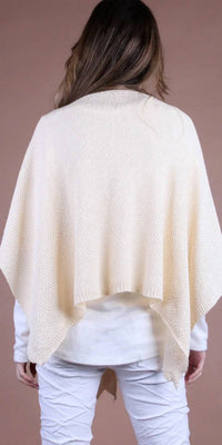 GIGI MODA Mantello Wrap in cream - women's scarf - detail view