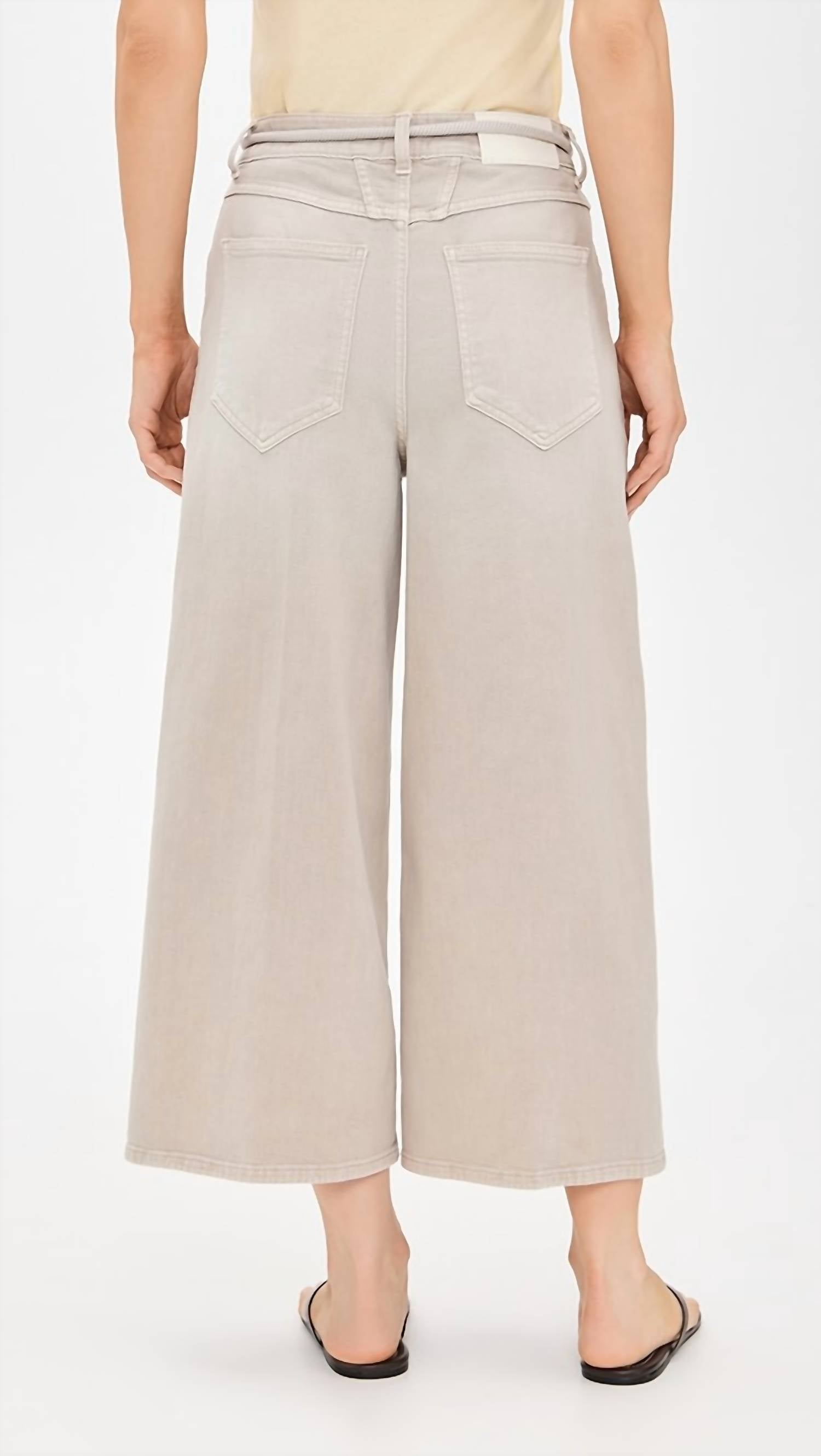 CLOSED Lyna Wide Leg Cropped Jean in soft beige - women's jeans - detail view