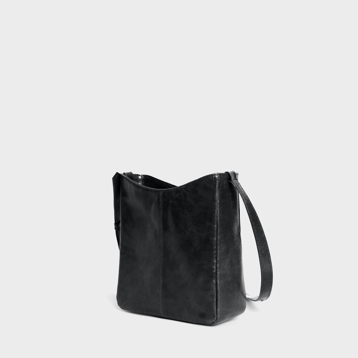 Lemiz - Women's Ruby Crossbody Bag