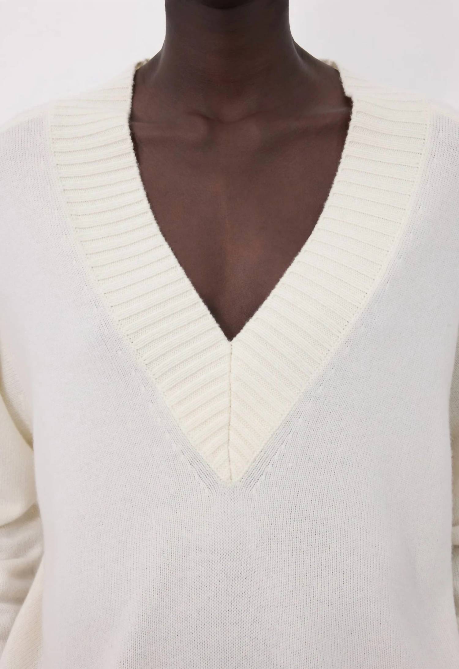 Loulou De Saison - Sage Cashmere V Neck Sweater