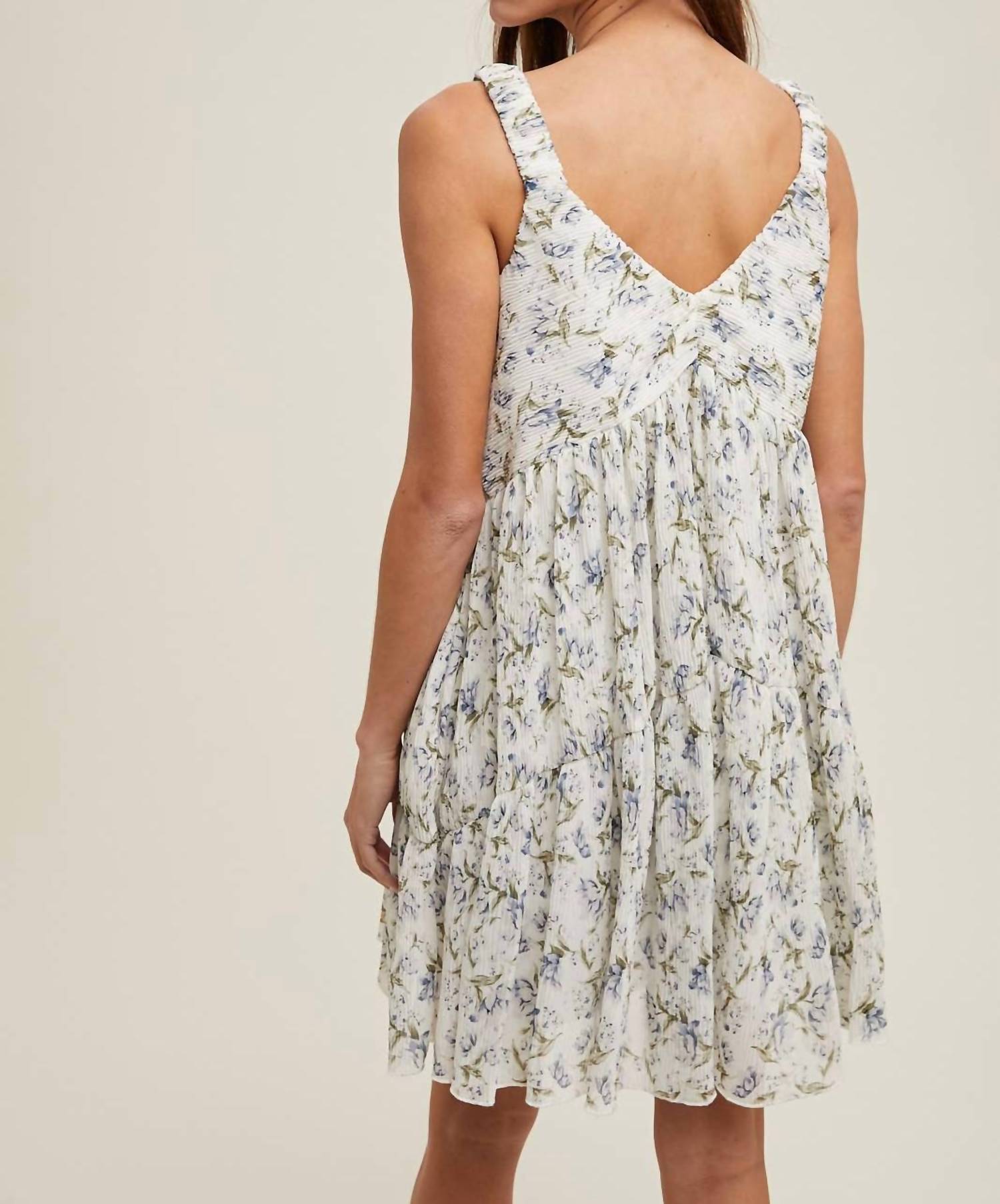 Wishlist - Pleated Floral Mini Dress