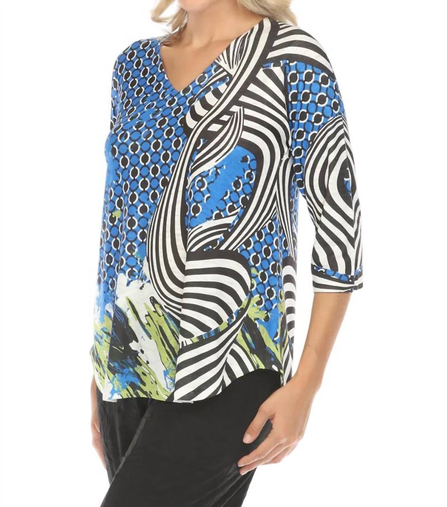 Inoah 3/4 Sleeve V-Neck Printed Top in royal black white - women's blouse