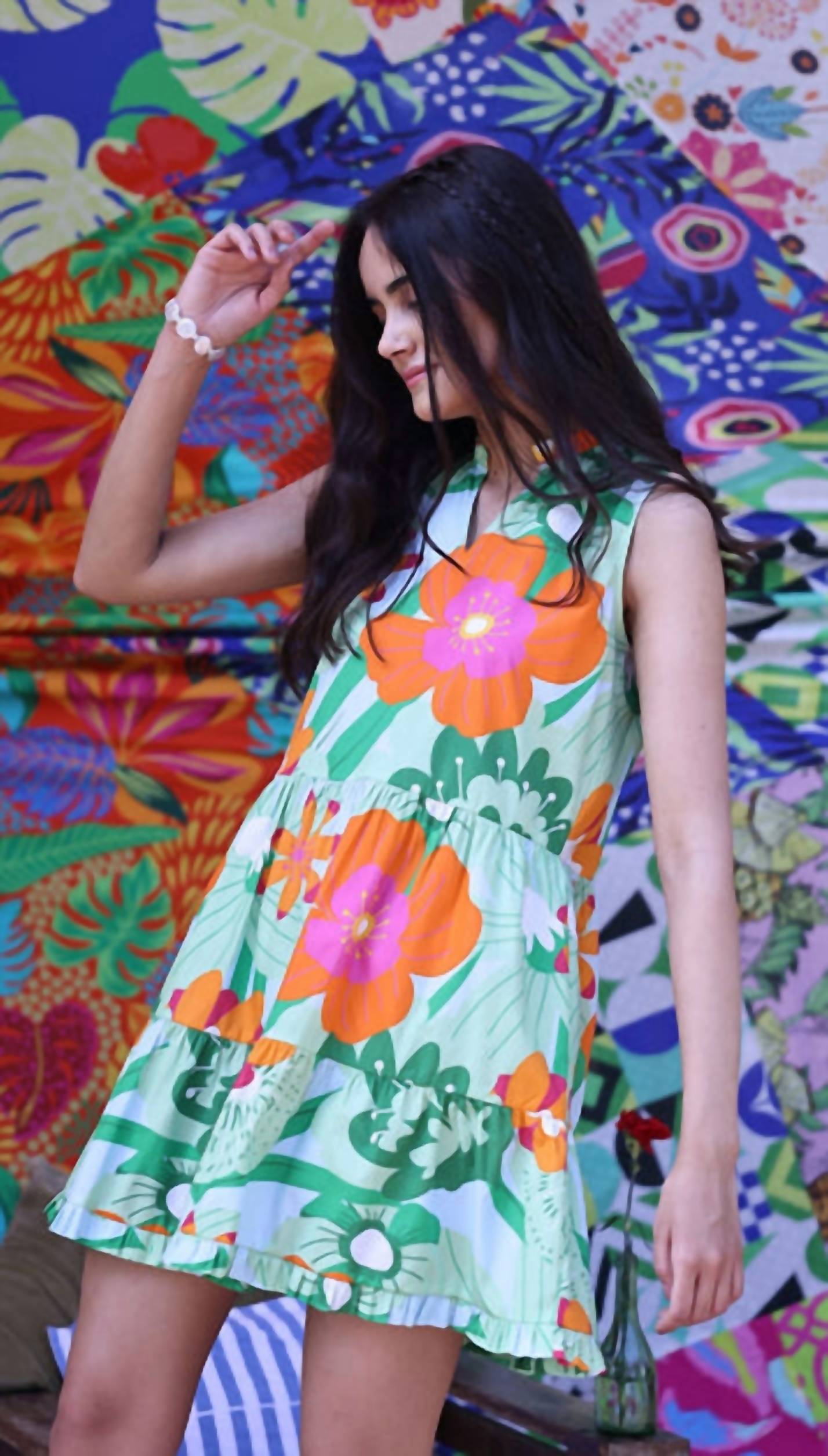 Maude Vivante - Kyra Sleeveless Split V Neck Mini Dress