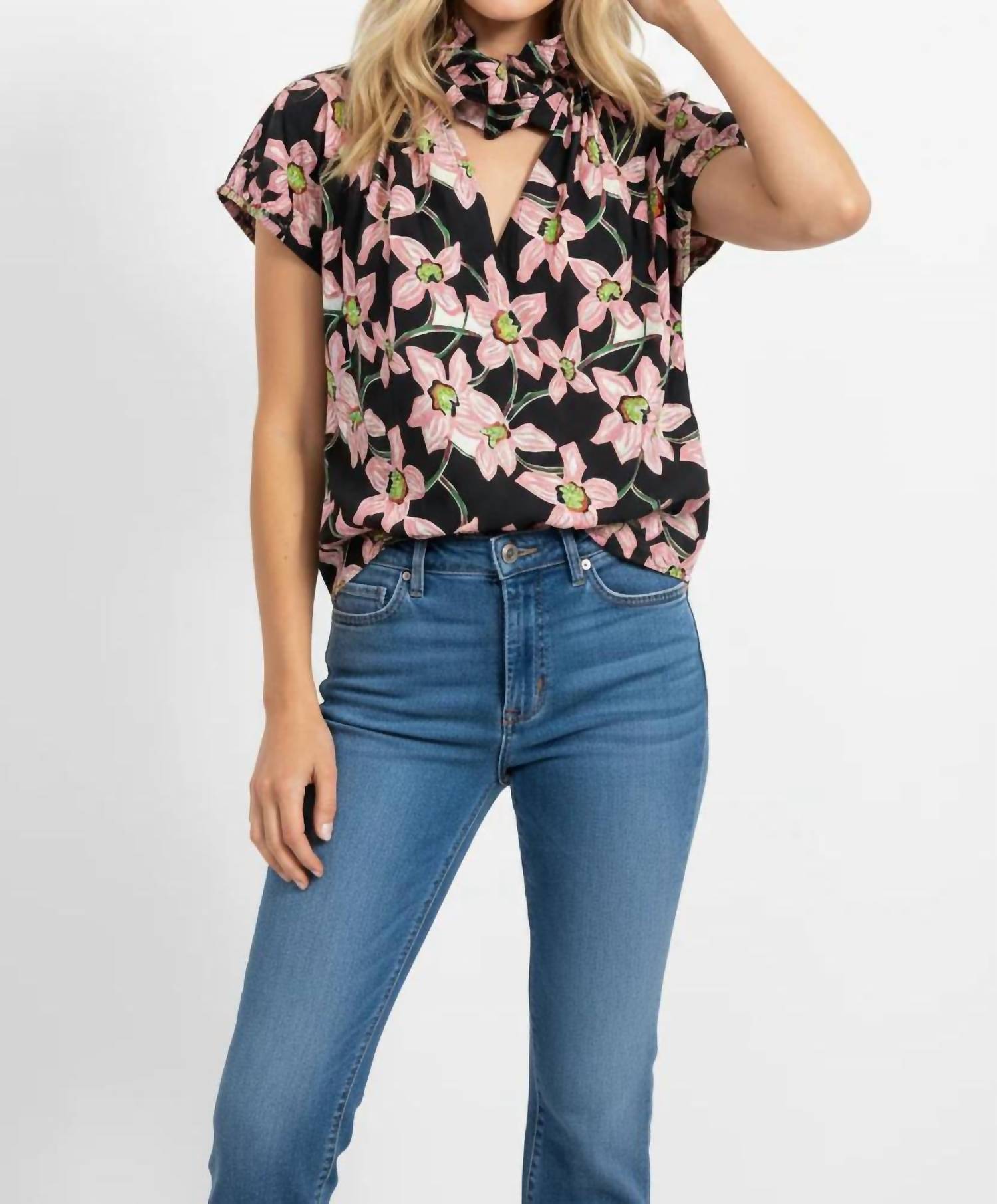 Never A Wallflower - Vicki Short Sleeve Top