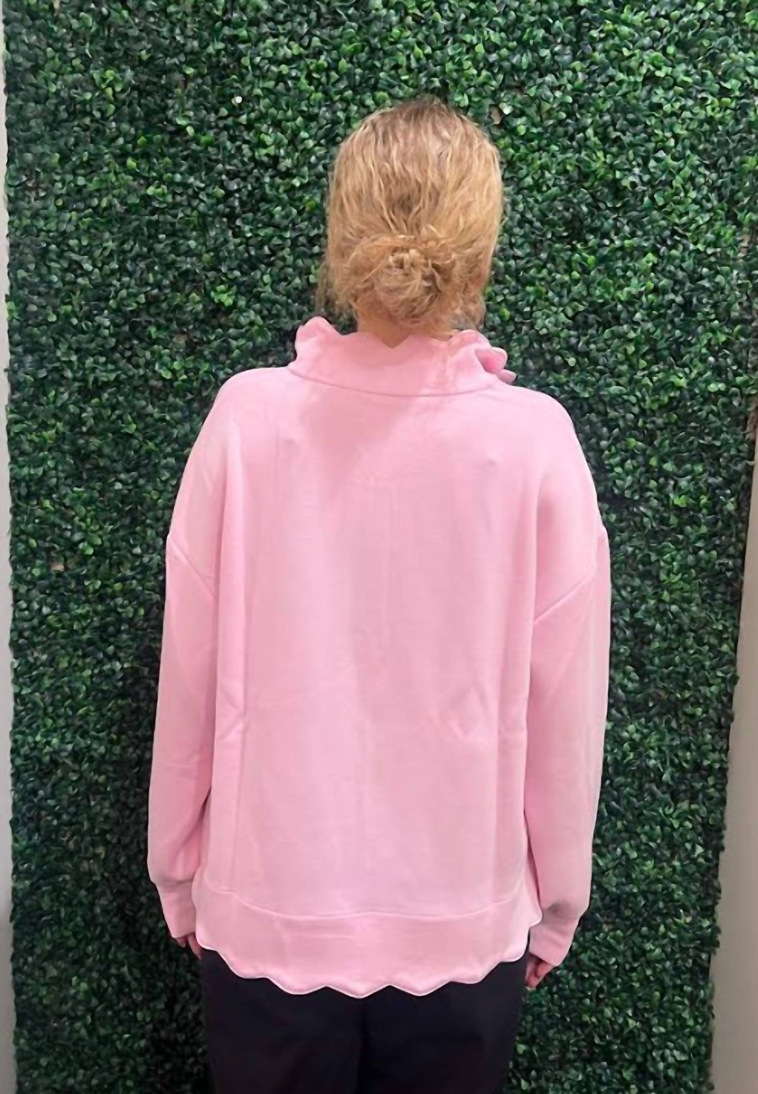 Simply Southern - Pullover Scalloped Edge Top