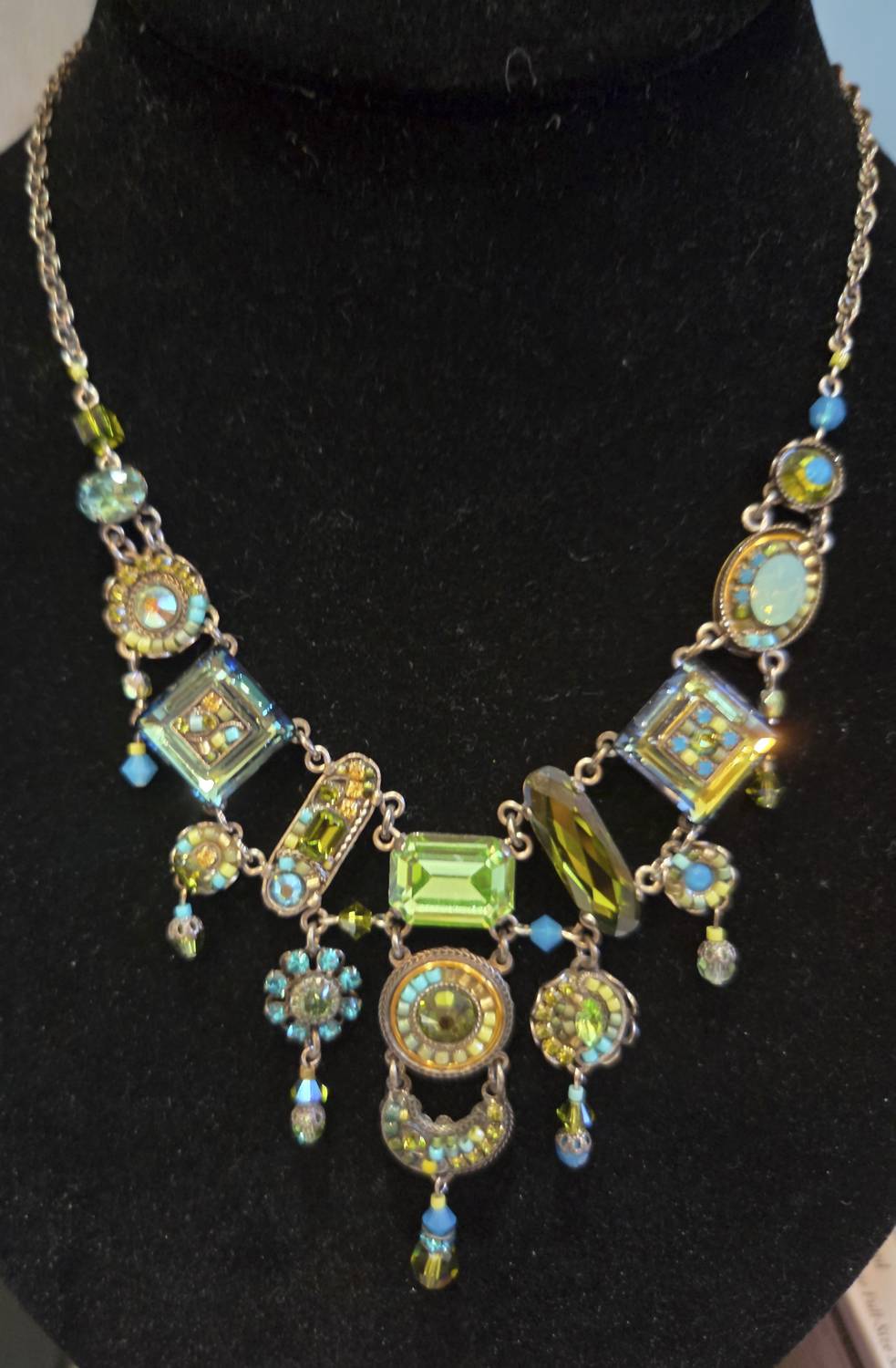 Firefly Jewelry - La dolce vita elaborite necklace