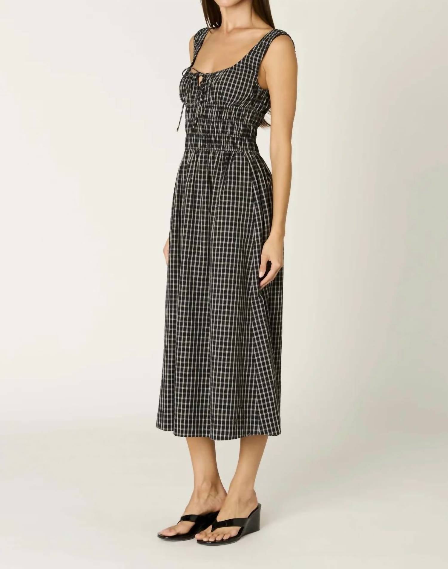 Nia - Salt Midi Dress