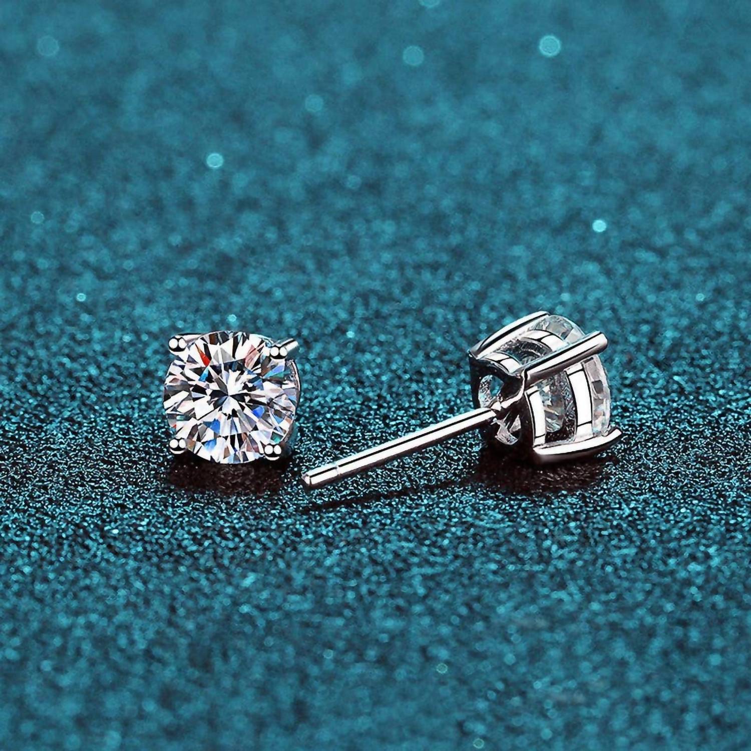 Bling Jewelry - Women's Four-prong Moissanite Stud Earrings